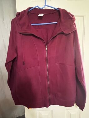 all in motion Women's Zip-Up Hooded Jacket in Burgundy
